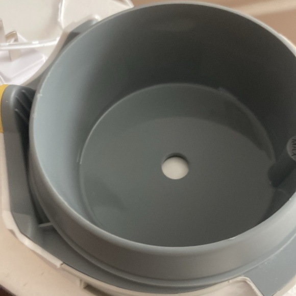 Feather the Owl Diffuser Young living - Picture 4 of 5